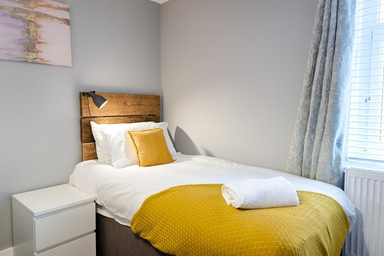 3 Rm Studio, Open-Plan Living, Dining, & Kitchen Llanelli Exteriér fotografie