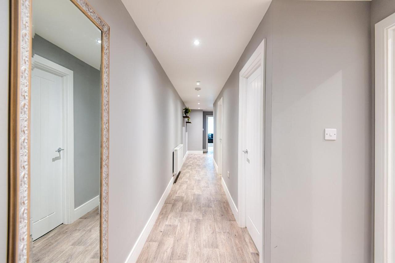 3 Rm Studio, Open-Plan Living, Dining, & Kitchen Llanelli Exteriér fotografie