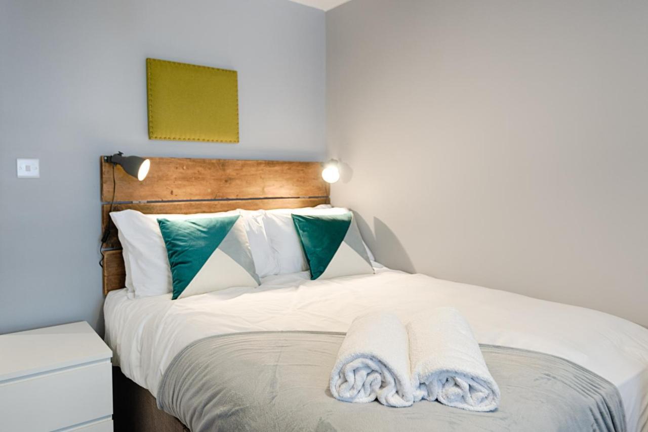 3 Rm Studio, Open-Plan Living, Dining, & Kitchen Llanelli Exteriér fotografie